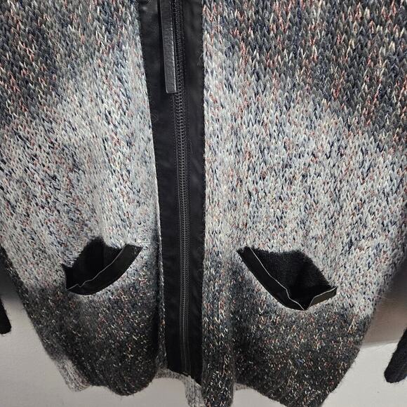 Anthropologie Trouve Zip-Up Ombre Cardigan Faux Leather Trim Size M - Picture 5 of 8